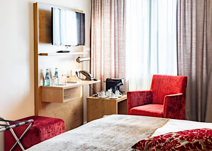 Maingau Hotel 3*
